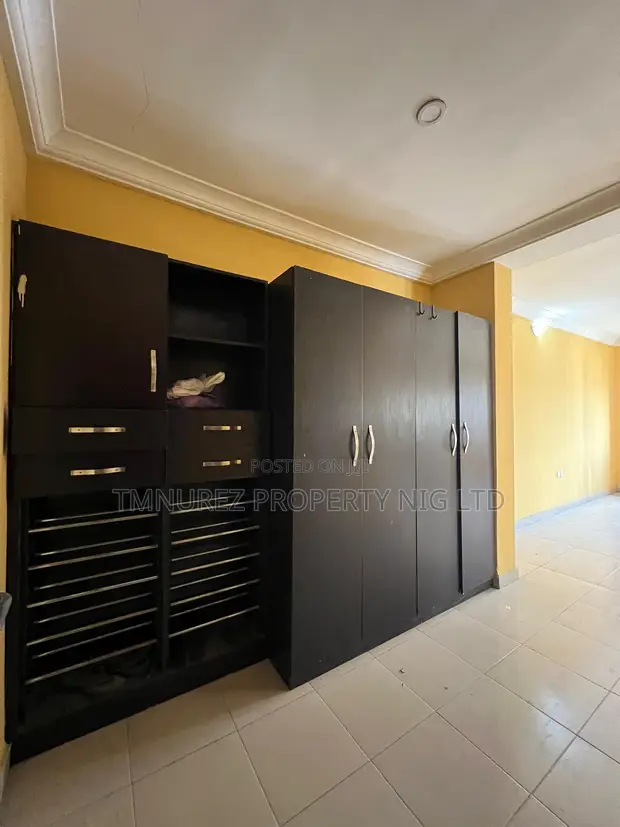 4 Bedroom Semi-Detached Duplex don haya a Ajah - 1