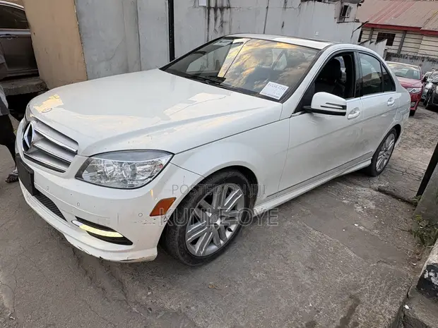 2011 Mercedes-Benz C300 Sport 4Matic Sedan AWD - 1
