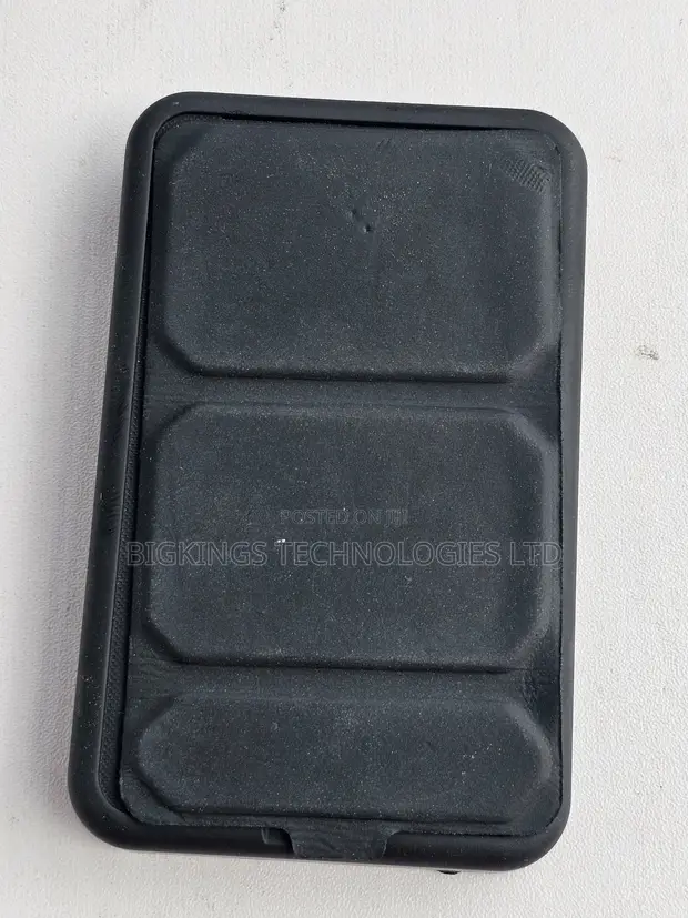 10000mAh Portable Power Bank - Wireless Charging - 1