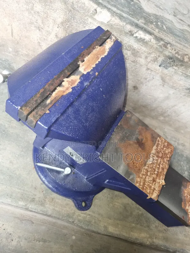 Bench Vice Mai Ƙarfi (10 inci) - 1
