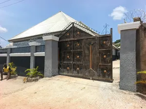 Furnished 1-Bedroom Bungalow for Rent in Ushafa