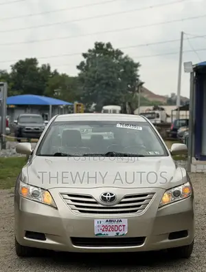 2007 Toyota Camry LE Gold
