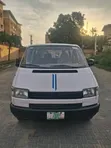 Volkswagen Transporter 2005 White - 1