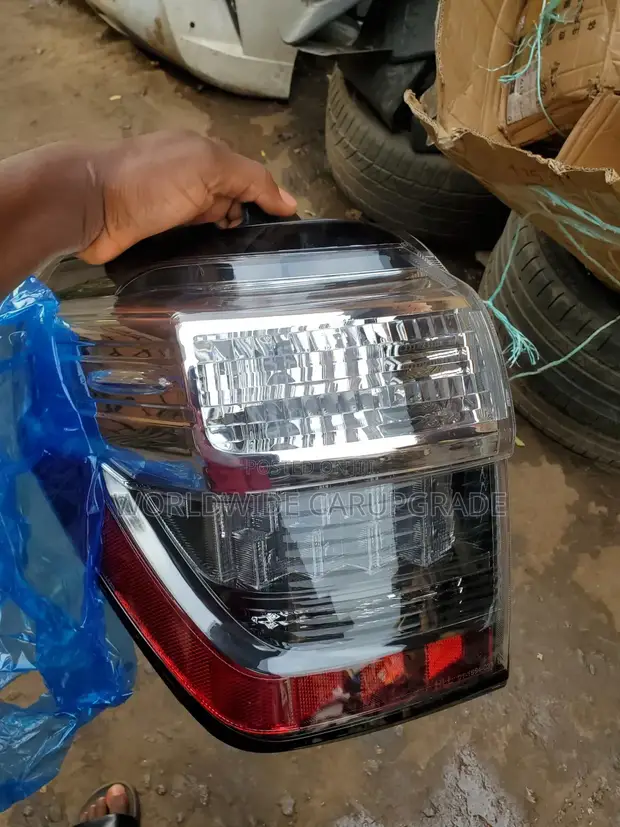 Toyota 4Runner Tail Light 2014 - 1