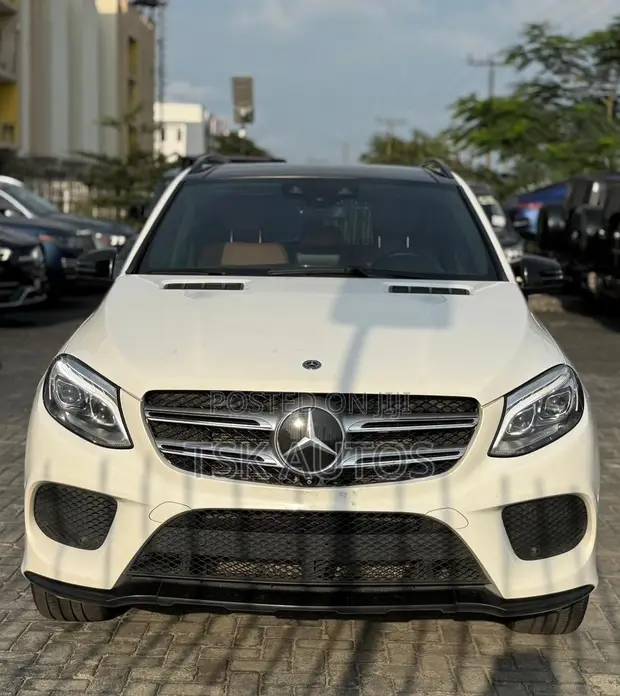 2018 Mercedes-Benz GLE-Class AMG GLE 43 4MATIC White - 1