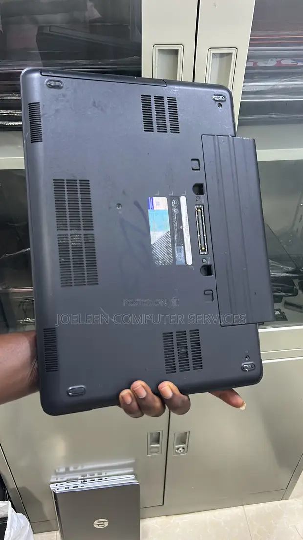 Dell Latitude 5440 Laptop - Intel Core i5, 8GB RAM, 500GB HDD - 1