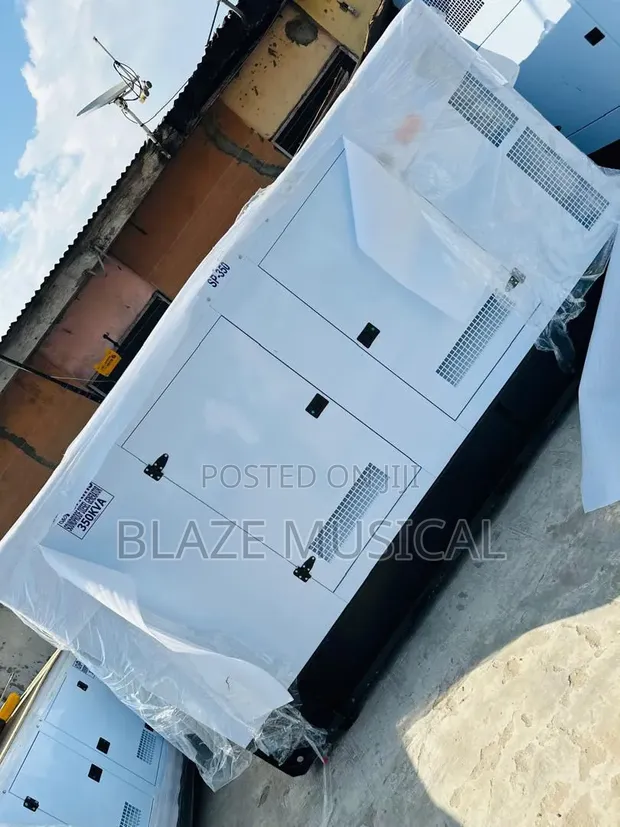 500kVA Perkins Jajayen Generator Mai Kare Amo - An Yi Shi A Ingila - 1