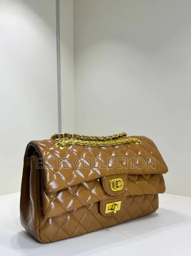 Glossy Chanel Bag - Babban Girma - 1