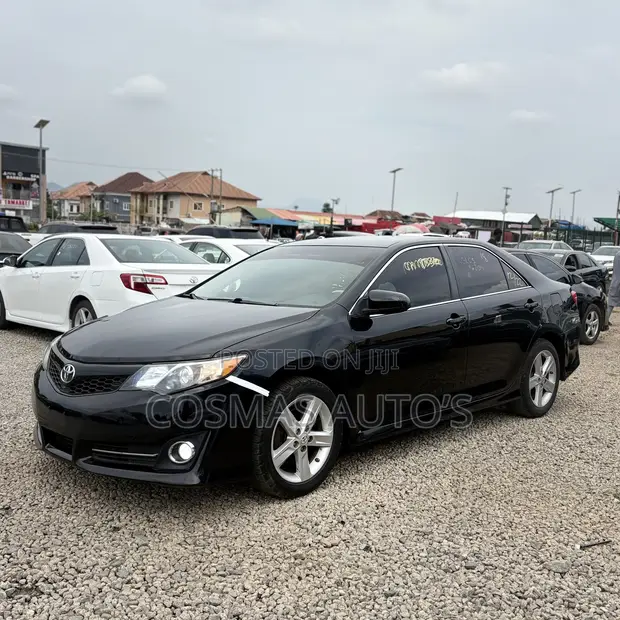 2013 Toyota Camry SE 2.5L Sedan - Direct Belgium - 1