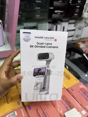 Insta360 Luna Ultra Dual Lens 8K Vlogging Gimbal Camera