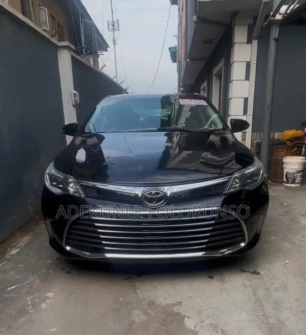 2016 Toyota Avalon XLE Sedan - Wata Kasar Amfani - 1