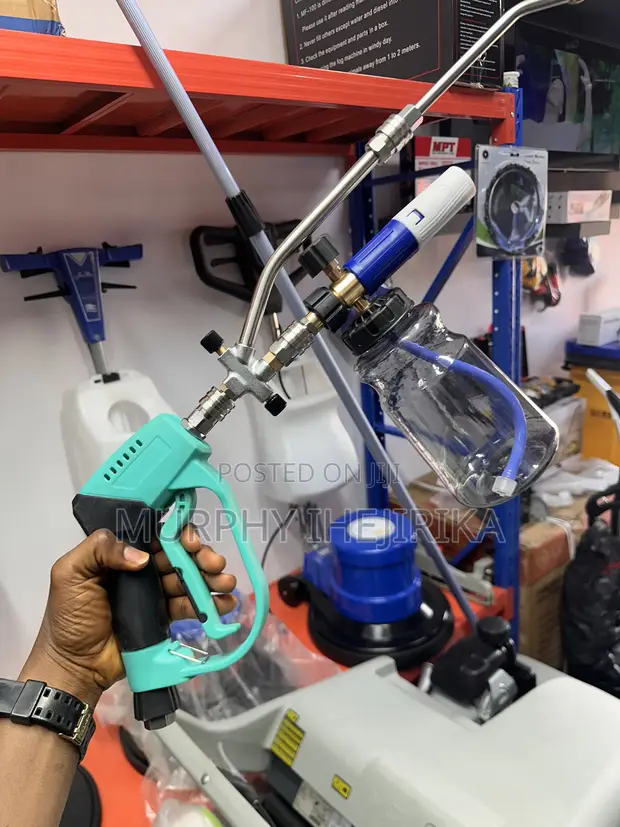 2-in-1 Pressure Washer Gun and Foam Cannon - 1