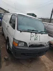 Toyota HiAce 2000 Bus - Foreign Used - 4