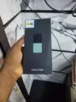 New Samsung Galaxy Z Flip5 256GB Black - 1
