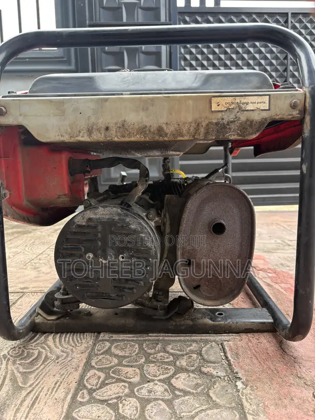Royal 2.5KVA Generator (Used) - 1