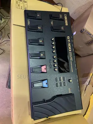 Boss GT-100 Guitar Multi-Effects Pedal