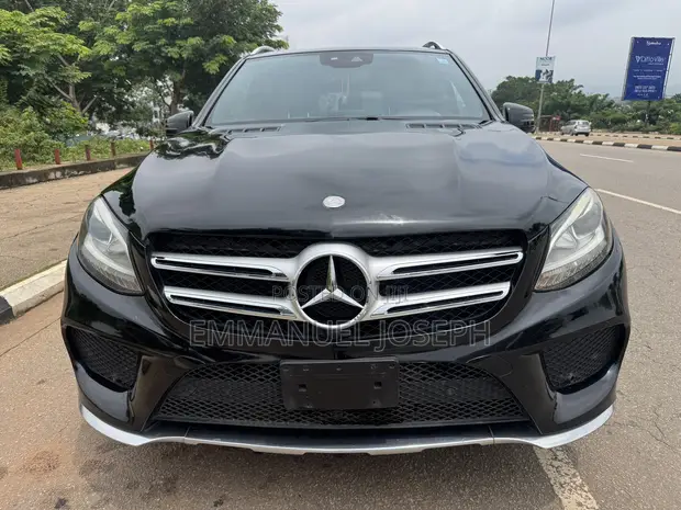 Mercedes-Benz GLE 350 2016 Black - 1