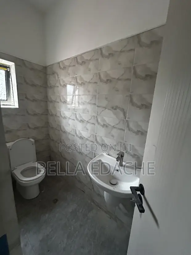 Shop Space for Sale in Wuse 2, Abuja - 1