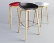 Minimalist Farar Bar Stool Mai Ƙafafun Karfe - 1