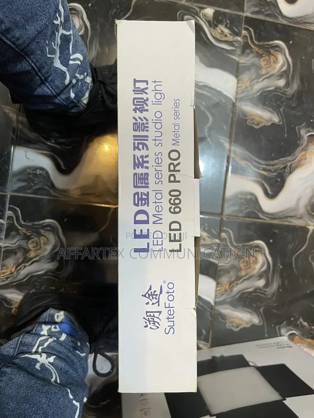 AEE 660 LED Light - 1