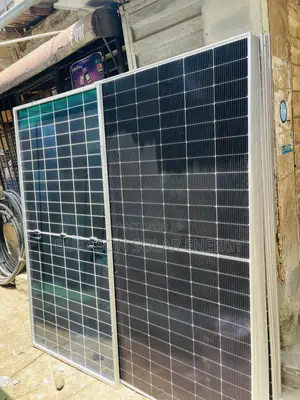 650W Canadian Solar Panel