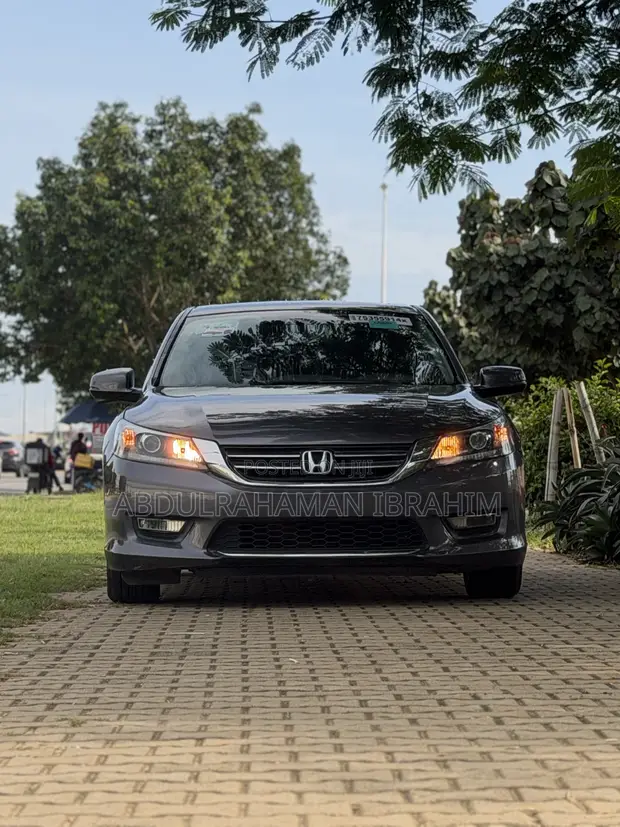 Honda Accord 2013 Gray - 1