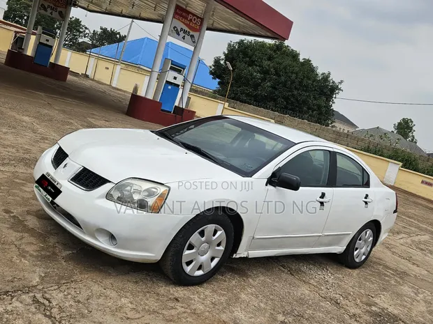 Mitsubishi Galant ES 2008 White - 1