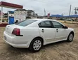 Mitsubishi Galant ES 2008 White - 4