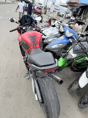 Honda CBR 650F 2014 Red