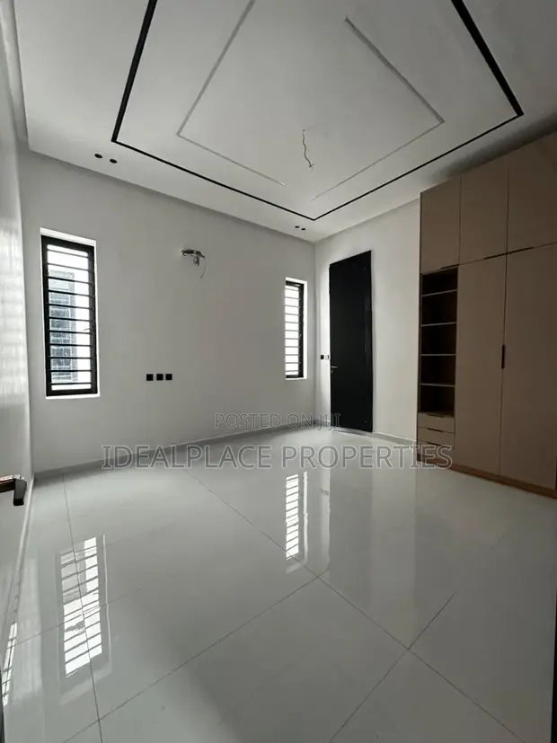 5 Bedroom Detached Duplex with Pool, BQ & Gym in Ikota - 1