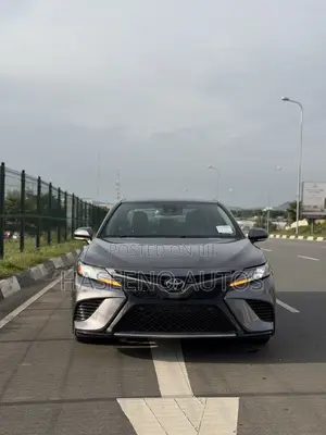 Toyota Camry XSE 2019 Gray