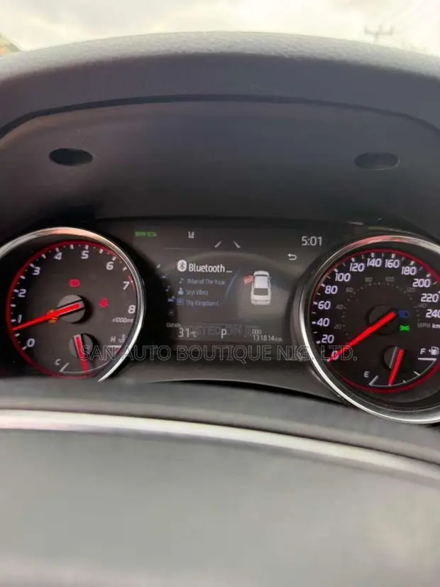 2020 Toyota Camry XSE FWD White - 1