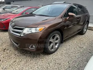 Toyota Venza XLE 2012 Foreign Used