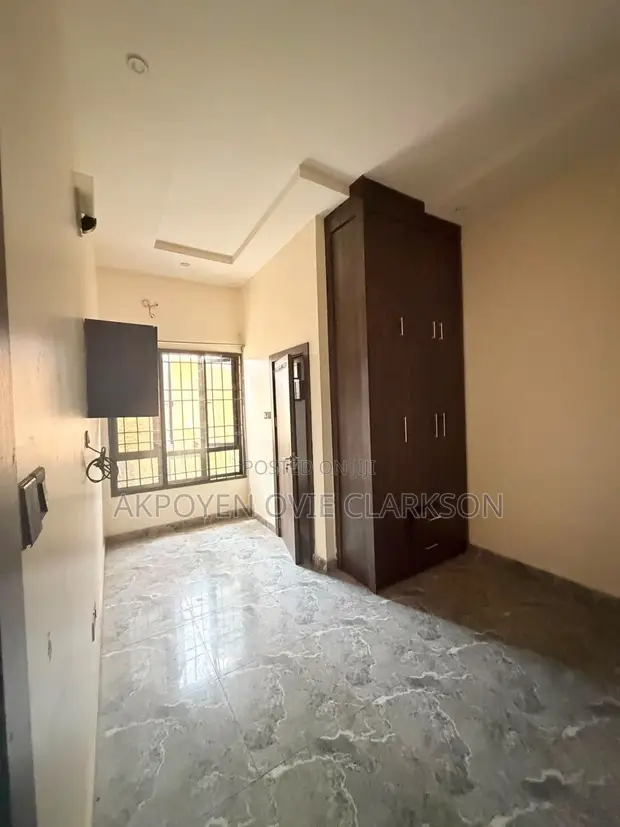 4 Bedroom Townhouse/Terrace for Rent in Jahi, Abuja - 1