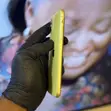 Apple iPhone 11 128GB Yellow - 3
