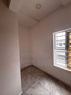 4 Bedroom Shared Apartment for Rent in Ikota
