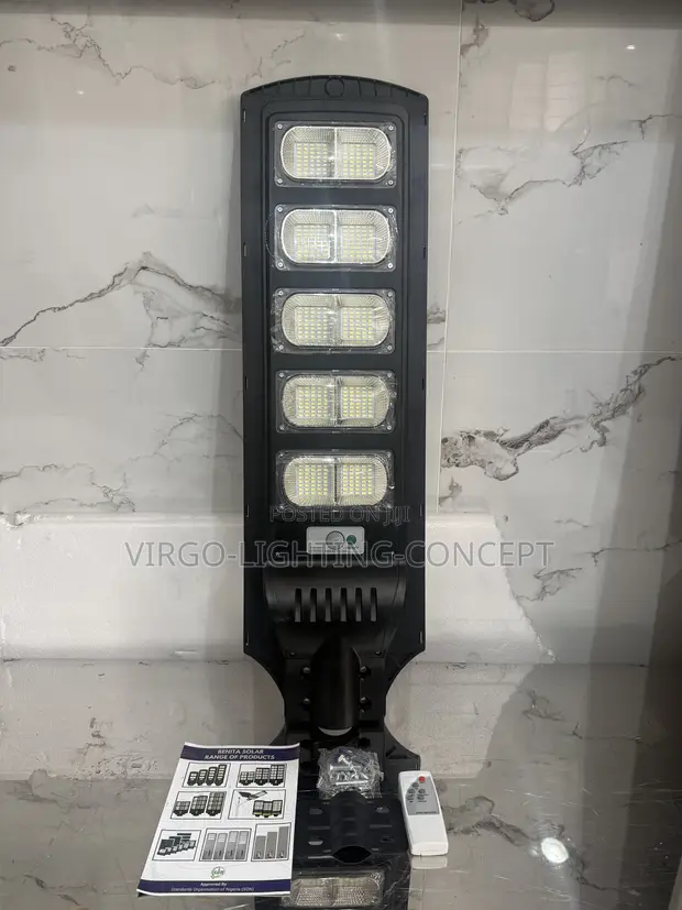 Multi-Panel LED Solar Street Light - 1