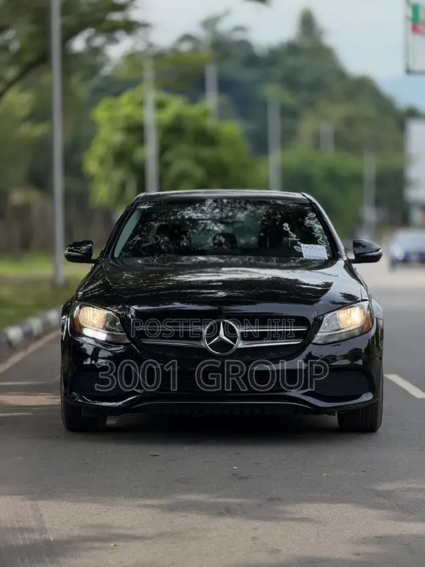Mercedes-Benz C300 2016 Black - 1