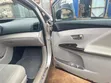 Toyota Venza 2012 Silver - 4