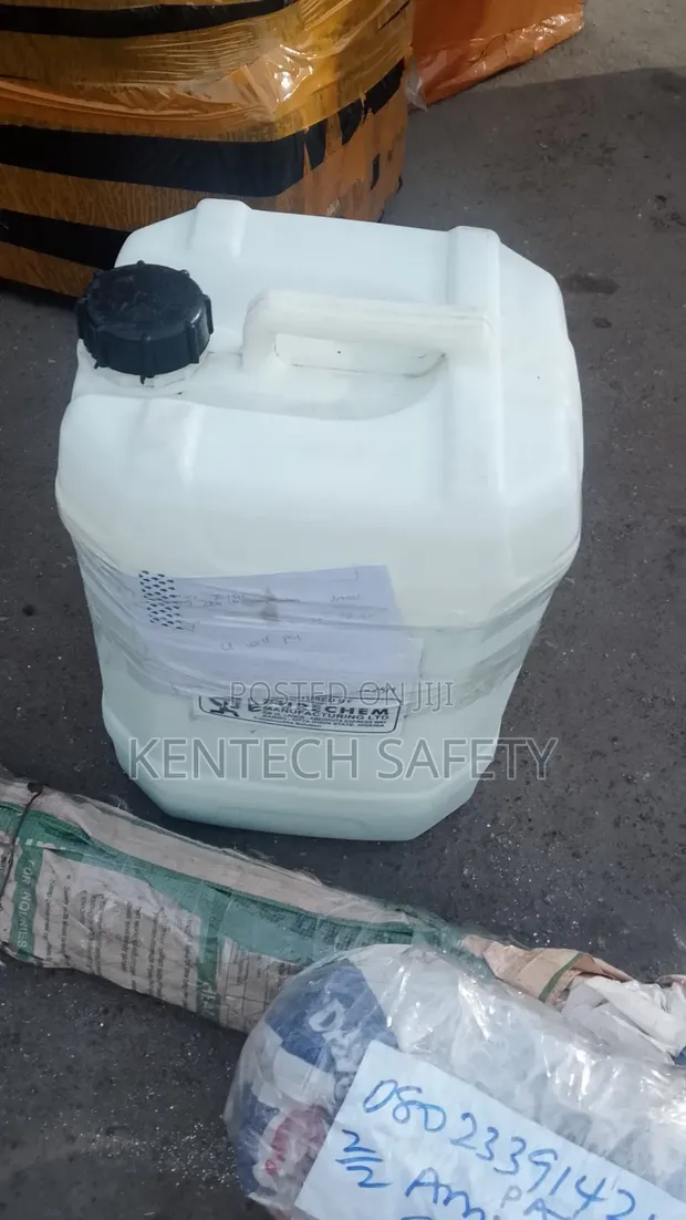 Nitobond SBR Bonding Construction Chemical - 1
