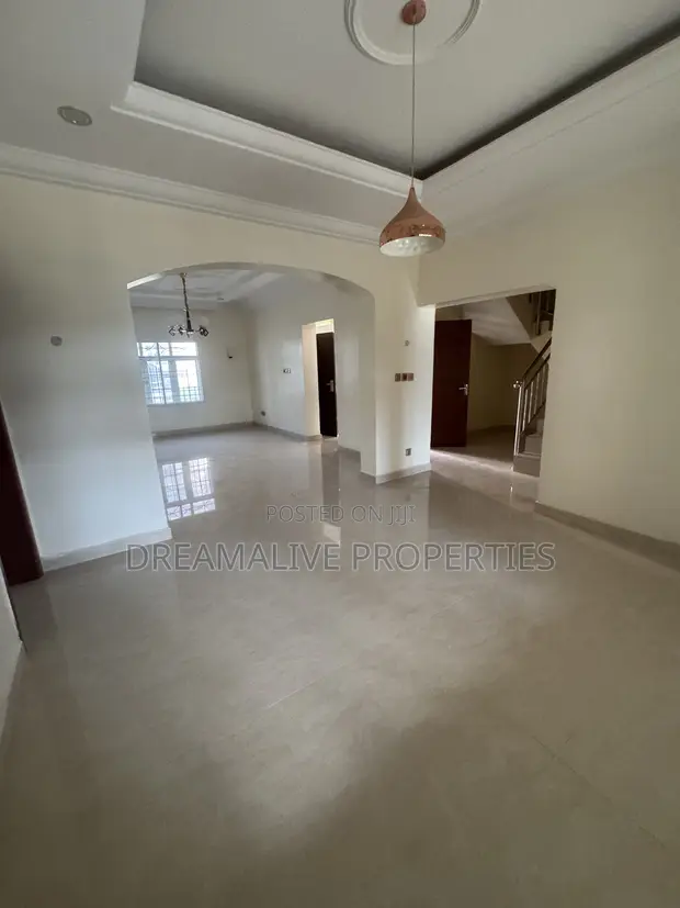 4 Bedroom Duplex for Rent in Life Camp, Abuja - 1