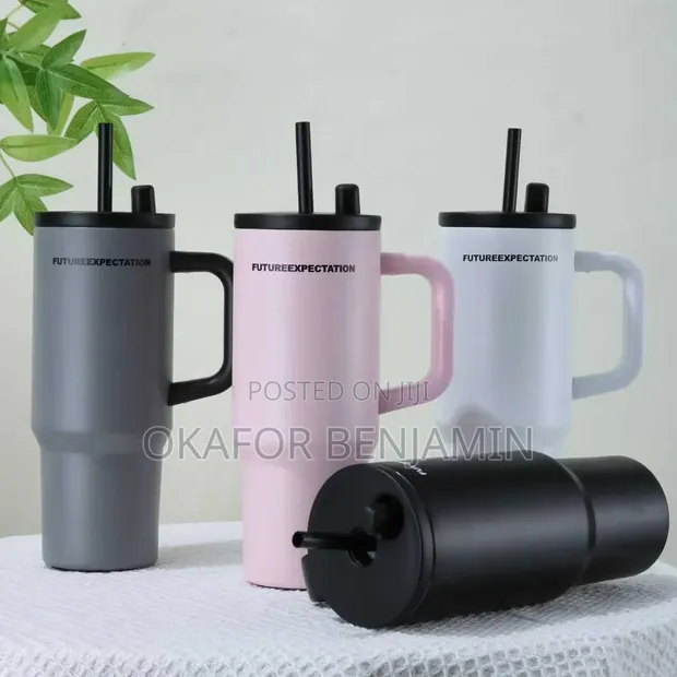 750ml Insulated Double Wall Vacuum Tumbler Mug with Handle - 1