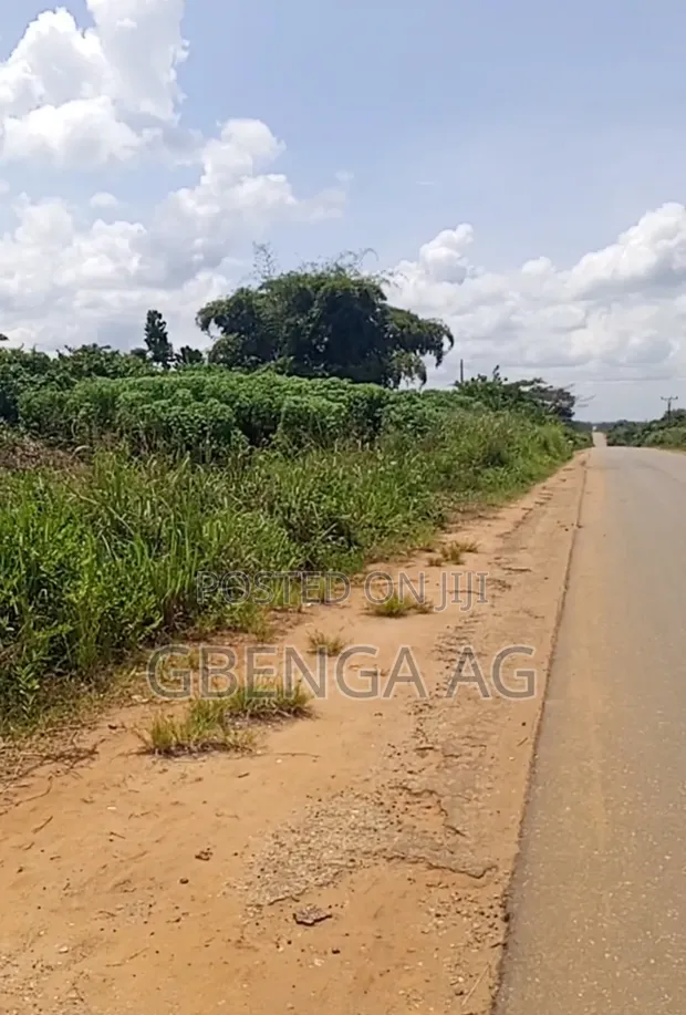 Acre 3 na Kasuwanci don Siyarwa, Atan-Idiroko Expressway - 1