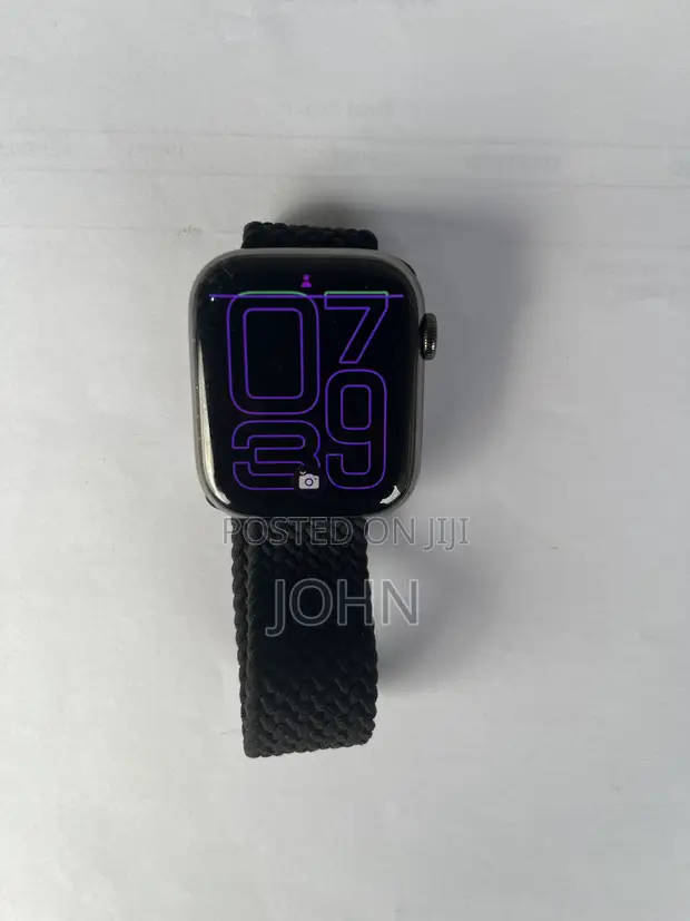 Apple Watch Series 7 LTE 45mm Stainless Steel - 1