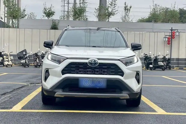 Toyota RAV4 2020 White - 1