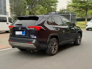 Toyota RAV4 2023 Baki