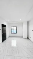 3 Bedroom Duplex don haya a Ikeja, Oregun - 4
