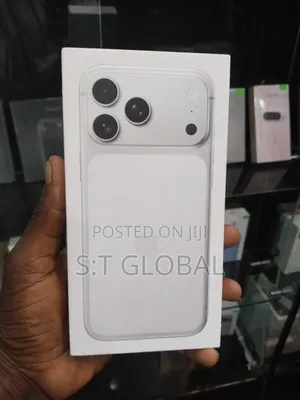 New Apple iPhone 17 Pro Max 256GB White