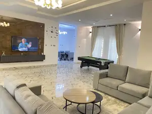 Spacious Shared Apartment in Orchid, Lekki