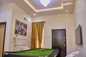 Spacious Shared Apartment in Orchid, Lekki